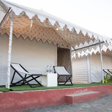 Unity Holiday Tent City Kevadia Ngoại thất bức ảnh