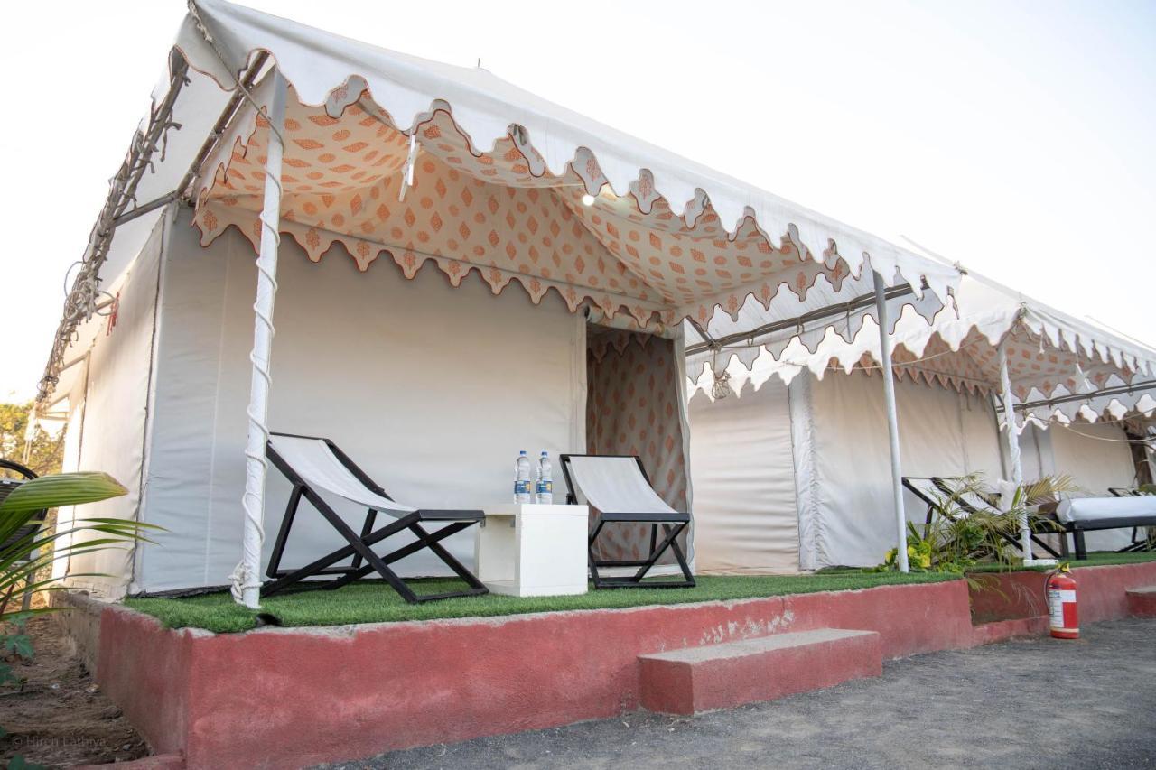 Unity Holiday Tent City Kevadia Ngoại thất bức ảnh